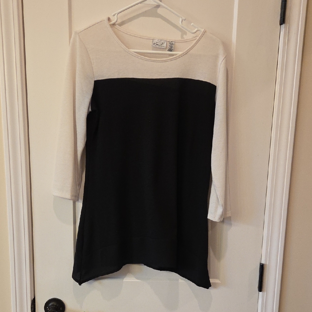Kim Rogers Black and Cream Long Sleeve Top